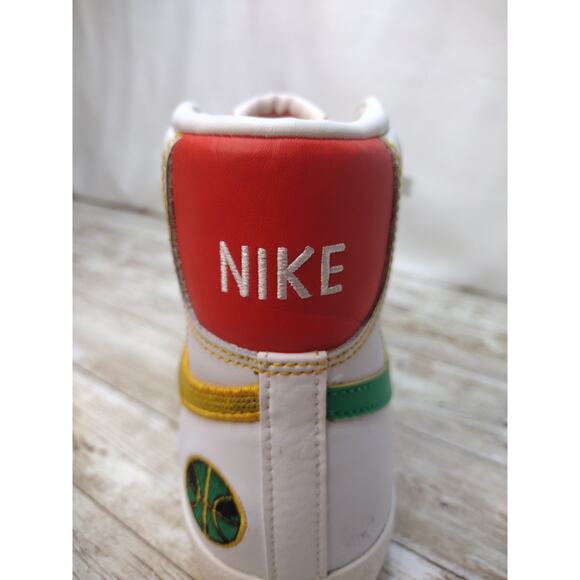 Nike Blazer Mid 77 Roswell Rayguns GS DD9528-100 Youth Size 6 - Picture 11 of 15